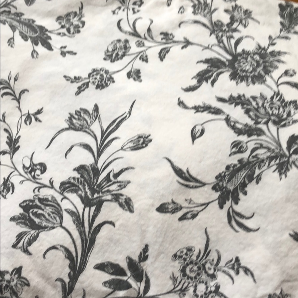 Ikea Floral Duvet - Alvine Kist
